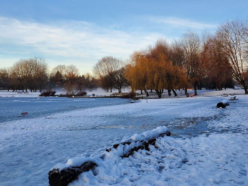 John Hendry Park (Trout Lake Park)